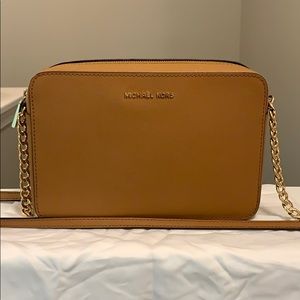 Michael Kors Jet Set Crossgrain Leather Crossbody
